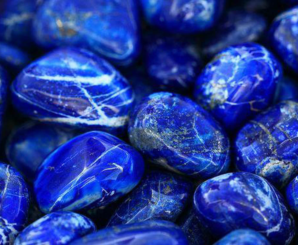 Le Lapis-Lazuli - l'origine de cette pierre et ses bienfaits